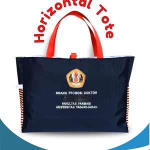 Horizontal Tote Bag custom biru navy dengan logo dan tulisan SIDANG PROMOSI DOKTOR FAKULTAS FARMASI UNIVERSITAS PADJADJARAN