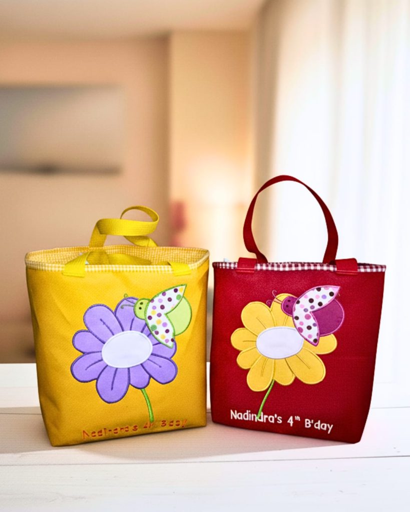Lunch Bag Kotak Souvenir Ulang Tahun Custom Bunga Lebah Ulat Tema Garden Party