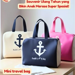 Tiga Mini Travel Bag Lengkung Custom Onnellinen tema jangkar (navy, krem, pink), ideal untuk hadiah ulang tahun personal
