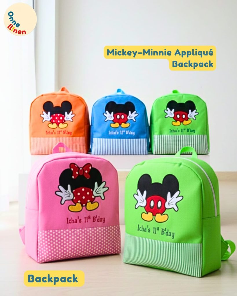 Kumpulan Backpack Custom Onnellinen tema Mickey Minnie dalam warna-warna cerah: oranye, biru, hijau, pink, dan merah.