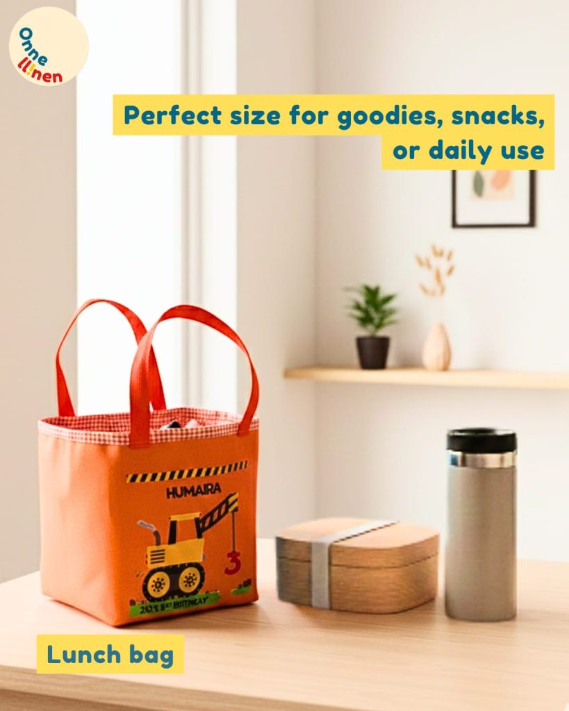 Lunch Bag Kotak Custom Onnellinen tema Excavator dengan nama (Humaira, Zio, Jason) dalam warna-warna cerah, ideal untuk souvenir ulang tahun anak laki