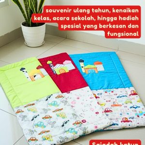Sajadah Katun Eksklusif Custom Nama – Souvenir Aqiqah, Kenaikan Kelas, & Lebaran