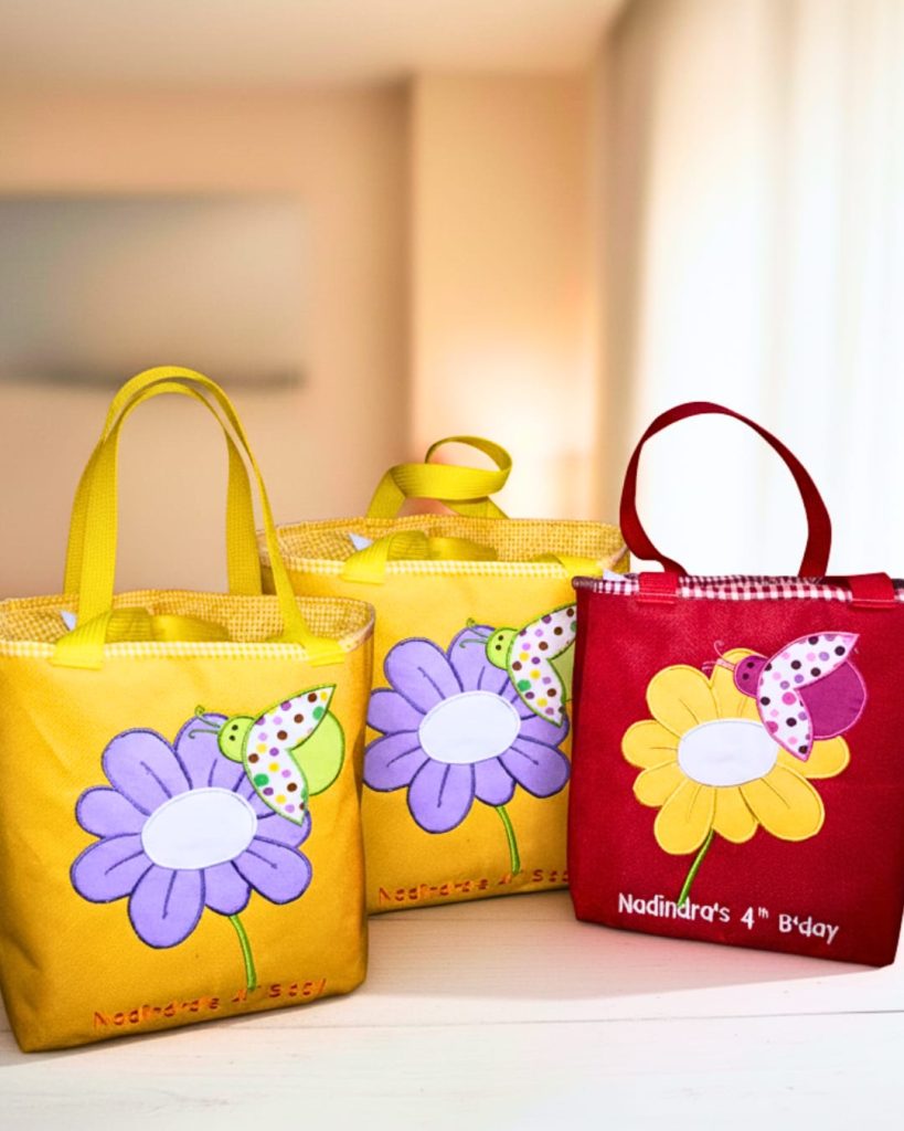 lunch-bag-custom-bordir-poliester-anti-air-karakter-ulat-lebah