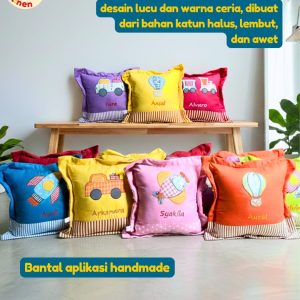 Souvenir ultah anak bantal frame unik custom nama gambar transportasi mobil, pesawat, roket, balon udara