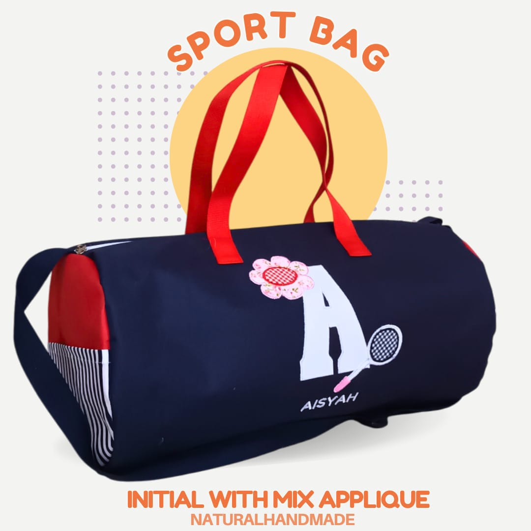 Souvenir ultah unik sport bag bordir inisial nama dan gambar raket plus bunga